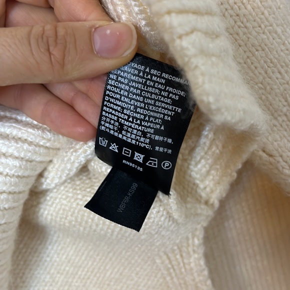 NWT $1,298 Lafayette 148 SILK YARN VOLUMINOUS SLEEVE V-NECK SWEATER Xs oversized - Picture 16 of 16